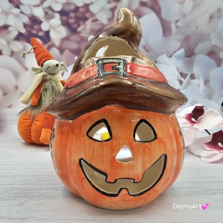 Dynia ceramiczna kolorowy lampion dynia na świecę Fajans Włocławek figurka dynia pomarańczowa czarne kwiaty brąz