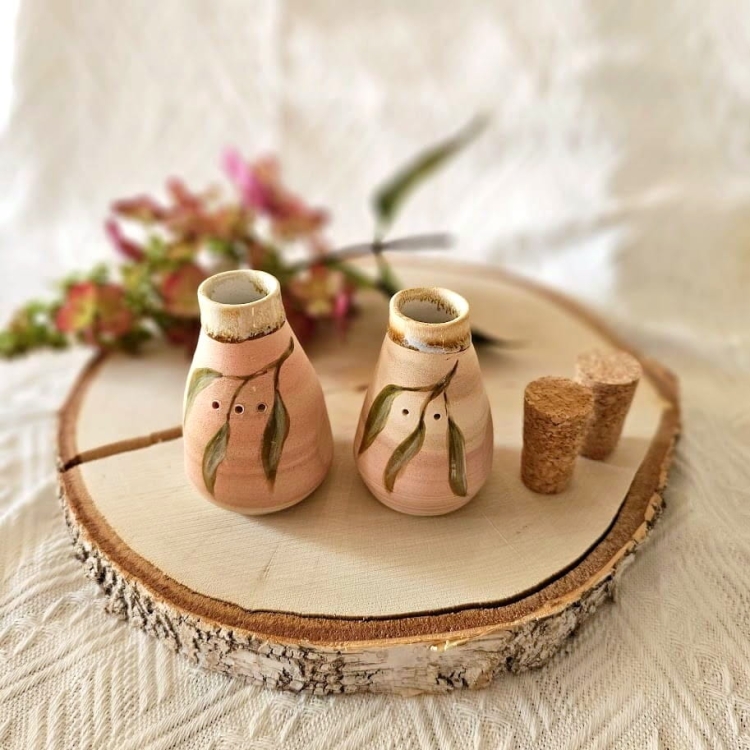 Zestaw ceramiczny - Sól i pieprz ręcznie toczony i zdobiony zatyczka z korka sypane od góry