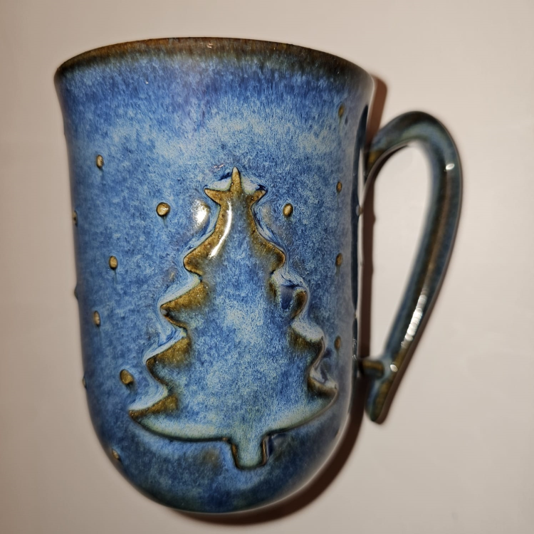 Kubek ceramiczny ciemno - niebieski MORSKI Choinka kubek świąteczny z wyzłoceniem