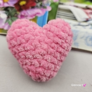 Serduszko jasnoróżowe na szydełku wykonane na szydełku śliczne malutkie serce różowe szydełko