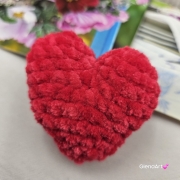 Serduszko jasnoróżowe lub czerwone na szydełku wykonane na szydełku śliczne malutkie serce różowe szydełko