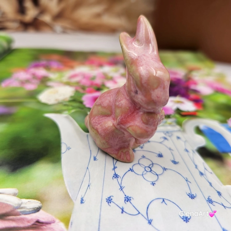 Zajączek ceramiczny figurka różowy królik zajączek ręcznie robiony Wielkanoc figurka na stół do koszyczka