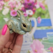 Zajączek ceramiczny figurka seledynowo - niebieski królik zajączek ręcznie robiony Wielkanoc figurka na stół do koszyczka