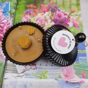 Świeca świeczka z wosku pszczelego wosk pszczeli w czarnym krysztale naturalna świeca z 100 % wosku pszczelego naturalny bez chemii pachnąca miodkiem naturalna świeczka pszczela