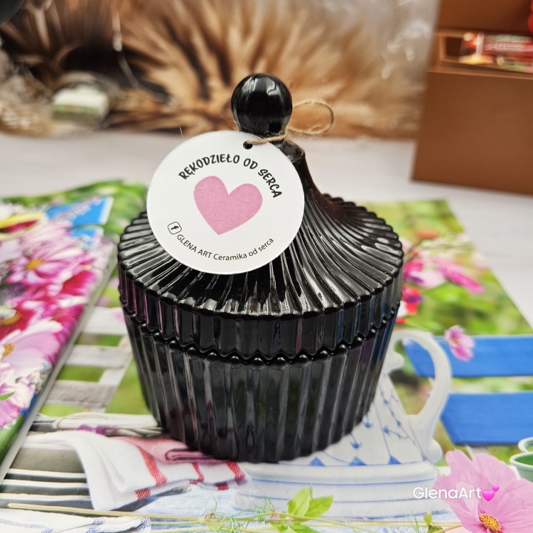 Świeca świeczka z wosku pszczelego wosk pszczeli w czarnym krysztale naturalna świeca z 100 % wosku pszczelego naturalny bez chemii pachnąca miodkiem naturalna świeczka pszczela