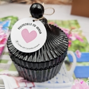 Świeca świeczka z wosku pszczelego wosk pszczeli w czarnym krysztale naturalna świeca z 100 % wosku pszczelego naturalny bez chemii pachnąca miodkiem naturalna świeczka pszczela