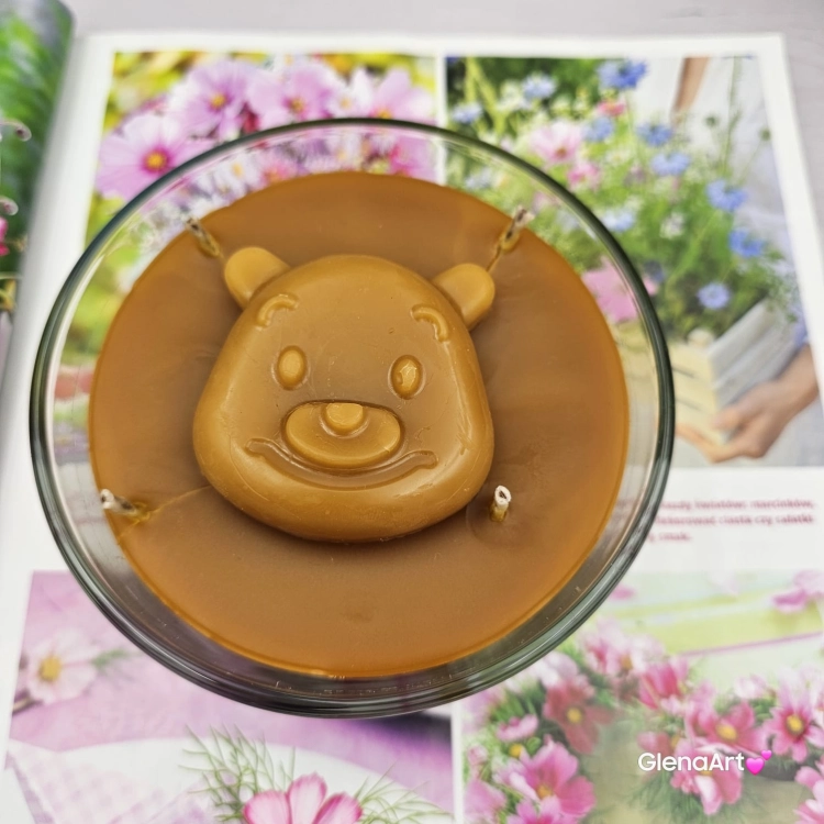 Świeca świeczka w szkle z wosku pszczelego wosk pszczeli w grubym szkle naturalna świeca z 100 % wosku pszczelego naturalny bez chemii pachnąca miodkiem naturalna świeczka pszczela pachnąca miodem