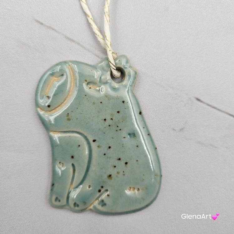 Zawieszka Kapibara seledynowa ozdoba na sznurku Kapibara ceramiczna zawieszka duża Kapibara