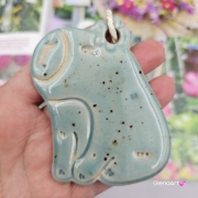Zawieszka Kapibara seledynowa ozdoba na sznurku Kapibara ceramiczna zawieszka duża Kapibara