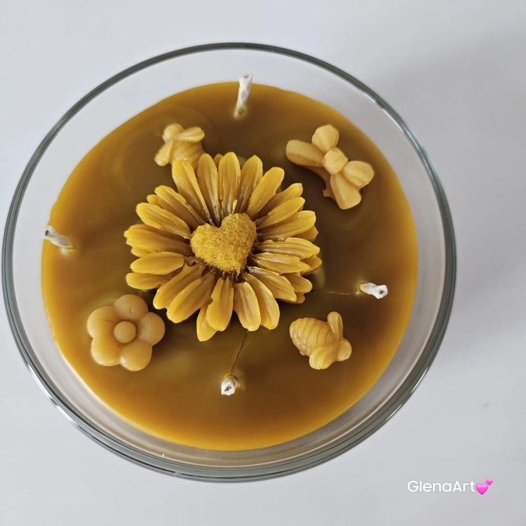Świeca świeczka w szkle z wosku pszczelego wosk pszczeli w grubym szkle naturalna świeca z 100 % wosku pszczelego naturalny bez chemii pachnąca miodkiem naturalna świeczka pszczela pachnąca miodem