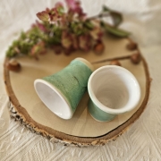 Szklanka ceramiczna zielona espresso ręcznie toczona kaszubska ceramika