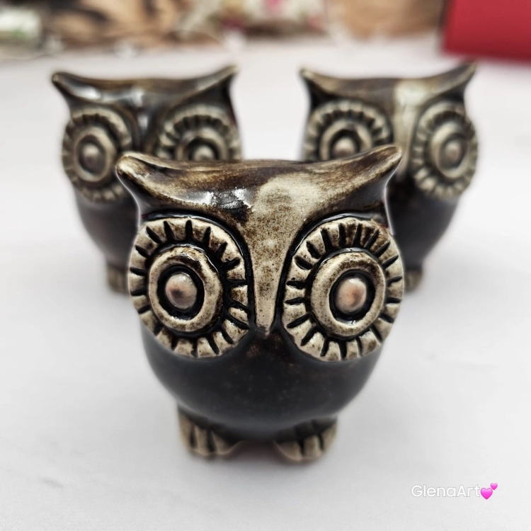 Sowa ceramiczna figurka sowy ręcznie robiona w pięknych nocnych barwach figurka na stół lub gdzie chcesz w ciemnych kolorach