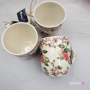 Filiżanka ZAJĄC z ZAJĄCEM SZARAKIEM ceramiczna ze spodkiem i zwierzakiem w środku ręcznie toczona i malowana elegancka filiżanka z pięknym szkliwem beżowym i niebieskim kubek zajączek