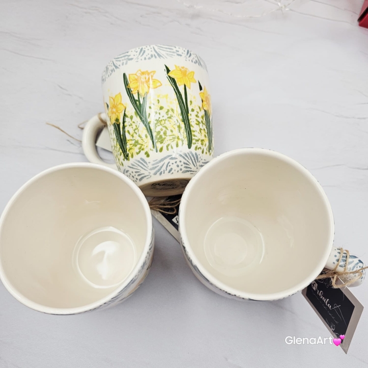 Kubek ceramiczny Bell Narcyz kaszubska ceramika ręcznie zdobiony Arbata kubek narcyzy