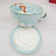 Filiżanka LISEK ceramiczna ze spodkiem i figurką Lisa rudego w środku ręcznie toczona i malowana ze spodkiem szkliwa białe i błękitne kubek lisek rudzielec cwany lisek :) kubek lisek
