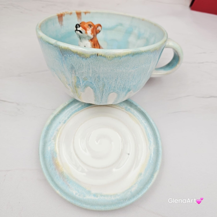 Filiżanka LISEK ceramiczna ze spodkiem i figurką Lisa rudego w środku ręcznie toczona i malowana ze spodkiem szkliwa białe i błękitne kubek lisek rudzielec cwany lisek :) kubek lisek