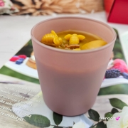 Świeca pszczela świeczka z wosku pszczelego wosk pszczeli w różowym szkle naturalna świeca z 100 % wosku pszczelego naturalny bez chemii pachnąca miodkiem i propolisem naturalna świeczka pszczela 200 g wosk