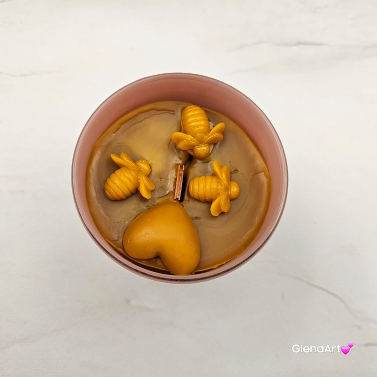 Świeca pszczela świeczka z wosku pszczelego wosk pszczeli w różowym szkle naturalna świeca z 100 % wosku pszczelego naturalny bez chemii pachnąca miodkiem i propolisem naturalna świeczka pszczela 200 g wosk