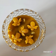 Świeca pszczela świeczka z wosku pszczelego wosk pszczeli w krysztale naturalna świeca z 100 % wosku pszczelego naturalny bez chemii pachnąca miodkiem naturalna świeczka pszczela