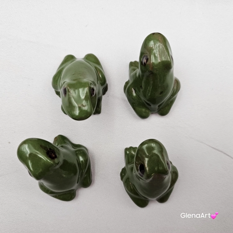 Żabka ropucha ceramiczna figurka zielona żabka płaz ropucha ręcznie robiony figurka na stół ozdoba ceramiczna