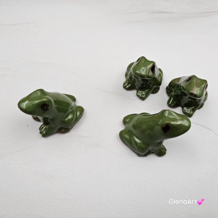 Żabka ropucha ceramiczna figurka zielona żabka płaz ropucha ręcznie robiony figurka na stół ozdoba ceramiczna