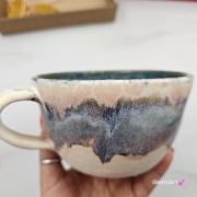 Filiżanka SOWA ceramiczna bez spodka z figurką sówki w środku ręcznie toczona i malowana ze spodkiem szkliwa niebieskie , beżowe i róż sowa :) kubek sowa z sową