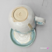 Filiżanka SOWA ceramiczna sówka ze spodkiem i uroczą SOWĄ w środku ręcznie toczona i malowana elegancka filiżanka odcienie bieli i błękitu kubek z sową kubek leśny