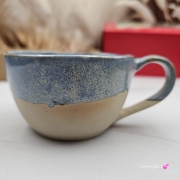 Filiżanka ceramiczna Glena Art niebieska z uszkiem do kawy herbaty ulubiony kubek ceramiczny ceramika 250 ml z małą pszczółką wewnątrz