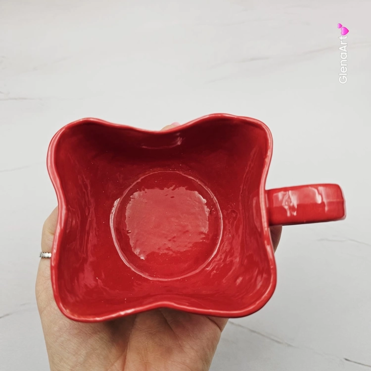 Filiżanka ceramiczna czerwona kwiatek Glena Art z uszkiem do kawy herbaty ulubiony kubek ceramiczny ceramika 250 ml w kształcie kwiatka