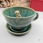 Filiżanka z SOWĄ i spodkiem ceramiczna zielono - niebieska w środku SÓWKA ręcznie toczona i malowana odcienie zieleni kubek zielony prezent dla nauczyciela piękna filiżanka w odcieniach zieleni turkusowe jeziorko z SOWĄ
