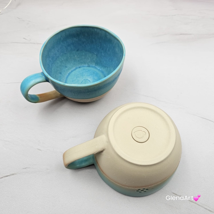 Filiżanka ceramiczna Glena Art turkusowa z uszkiem do kawy herbaty ulubiony kubek ceramiczny ceramika 250 ml z kwiatkiem satynowy turkus