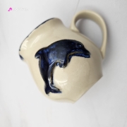Kubek czeski beczułka z delfinem ceramiczny Glena Art beczułka kubek z uszkiem do kawy herbaty ulubiony kubek ceramiczny ceramika 220 ml delfin kubek głębia oceanu