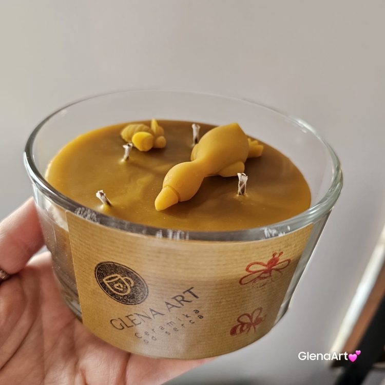 Świeca pszczela świeczka w szkle z wosku pszczelego wosk pszczeli w grubym szkle naturalna świeca z 100 % wosku pszczelego naturalny bez chemii pachnąca miodkiem i propolisem naturalna świeczka pszczela pachnąca miodem