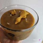 Świeca pszczela świeczka w szkle z wosku pszczelego wosk pszczeli w grubym szkle naturalna świeca z 100 % wosku pszczelego naturalny bez chemii pachnąca miodkiem i propolisem naturalna świeczka pszczela pachnąca miodem