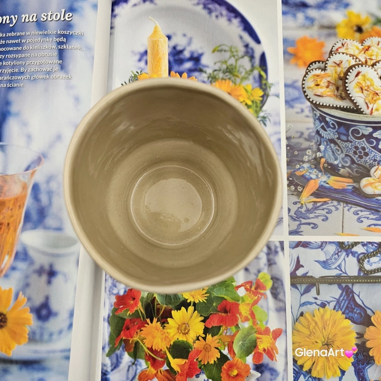 Kubek czarka ceramiczna z pieskiem Corgi ceramiczna Glena Art kubek bez uszka do kawy herbaty ulubiony kubek ceramiczny ceramika 200 ml pies Corgi corgim