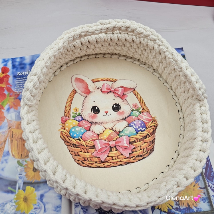 Koszyczek wielkanocny koszyk święconka koszyk zajączek na szydełku oraz nadruk zajączek na szydełku ręcznie zrobiony uroczy koszyk na Wielkanoc