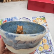 Filiżanka KAPIBARA ceramiczna bez spodka z KAPIBARĄ w środku ręcznie toczona rękodzieło wyjątkowa filiżanka kapibara kubek z kapibarą