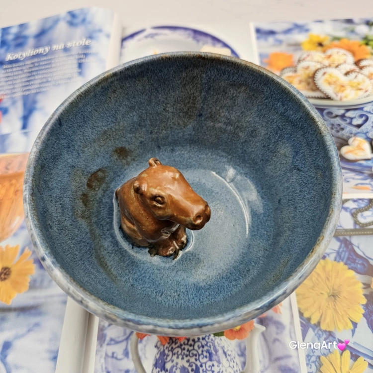 Filiżanka KAPIBARA ceramiczna bez spodka z KAPIBARĄ w środku ręcznie toczona rękodzieło wyjątkowa filiżanka kapibara kubek z kapibarą