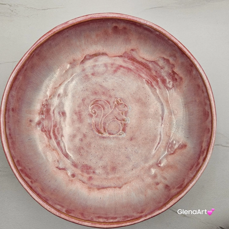 Miska różowa ceramiczna talerz głęboki na zupę 0,8 l ceramiczny różowy ceramika rękodzieło ręcznie robiona z formy miska talerz do zupy z jasnej masy kamionkowej różowa z wiewiórką