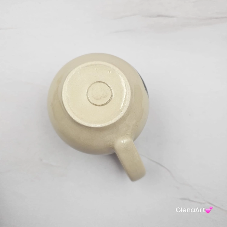 Kubek czeski z wiewiórką beczułka ceramiczny Glena Art kubek z uszkiem do kawy herbaty ulubiony kubek ceramiczny ceramika 220 ml z wiewiórką z jednej strony