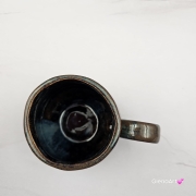 Kubek czeski beczułka w kolorach przenikającej się głębi oceanu ceramiczny Glena Art beczułka kubek z uszkiem do kawy herbaty ulubiony kubek ceramiczny ceramika 220 ml niebieskie odcienie magic