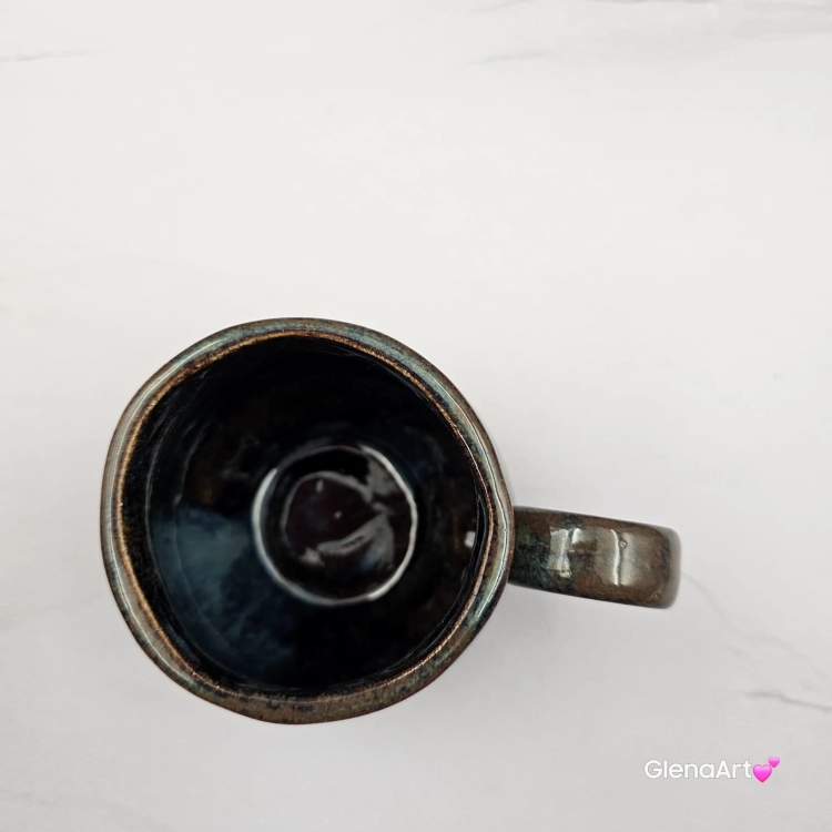 Kubek czeski beczułka w kolorach przenikającej się głębi oceanu ceramiczny Glena Art beczułka kubek z uszkiem do kawy herbaty ulubiony kubek ceramiczny ceramika 220 ml niebieskie odcienie magic