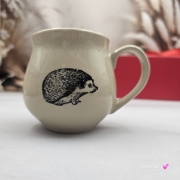 Kubek czeski z jeżem beczułka ceramiczny Glena Art kubek z uszkiem do kawy herbaty ulubiony kubek ceramiczny ceramika 220 ml z jeżykiem z jednej strony