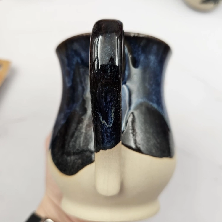 Kubek beczułka MAX duży kosmos ceramiczny Glena Art niebieska galaktyka z uszkiem kolory kosmosu do kawy herbaty ulubiony kubek ceramiczny ceramika 400 ml
