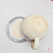 Filiżanka WIEWÓRKA ceramiczna ze spodkiem i WIEWIÓRKĄ w środku ręcznie toczona i malowana ze spodkiem Ruda wiewiórka leśne zwierzę niebiesko-beżowe szkliwa wiewiórka pomarańczowa kubek wiewiórka ruda