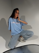 Tshirt bluzka błękitna BLANK baby blue LA MANUEL 100 % bawełna biały napis ONE SIZE bluzka z krótkim rękawem i logo czarna bluzka