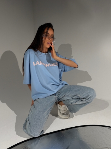 Tshirt bluzka błękitna BLANK baby blue LA MANUEL 100 % bawełna biały napis ONE SIZE bluzka z krótkim rękawem i logo czarna bluzka