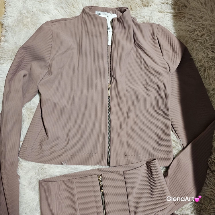 Komplet sportowy i elegancki DUVE - Fango LaBalancia bluzka i legginsy świetny komplet legginsy + bluzka XS/S i M/L kolor brudny róż / mokka / wrzosowy