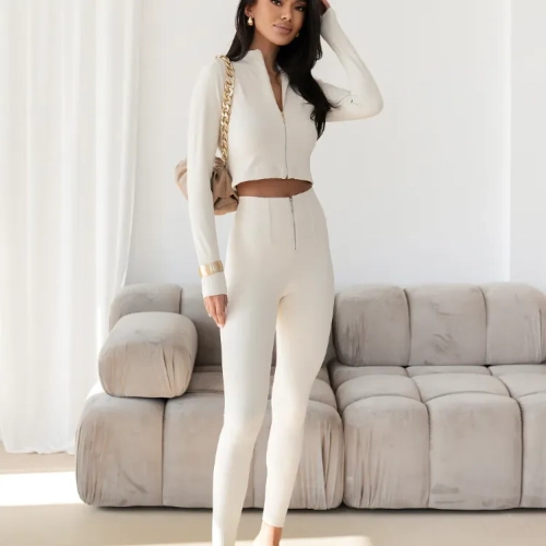 Komplet sportowy i elegancki DUVE - Fango LaBalancia bluzka i legginsy świetny komplet legginsy + bluzka XS/S i M/L kolor beż / ecru / śmietanka