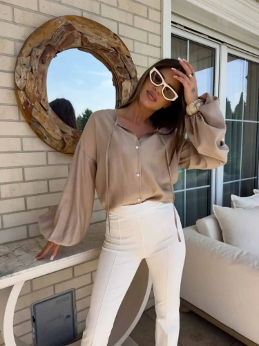 Bluzka BOHO – mokka XS koszulowa elegancka bluzka z bufkami i troczkami